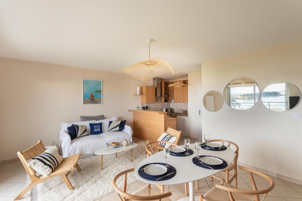 Heol - Appartement 2 Chambres - Vue Mer Et Parking Ντινάρ Εξωτερικό φωτογραφία
